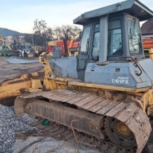 foto 19.5t širokopás 86cm dozer Komatsu D61PX