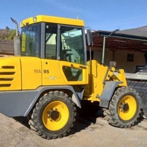 foto 6.5t nakladač Komatsu WA95