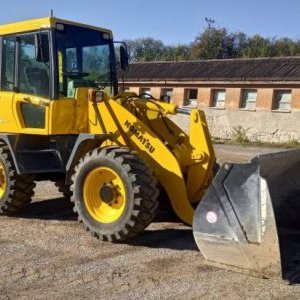 foto 6.5t nakladač Komatsu WA95