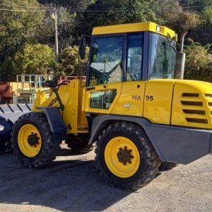 foto 6.5t nakladač Komatsu WA95