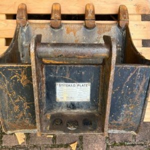 foto 1.8t minibagr Komatsu PC16
