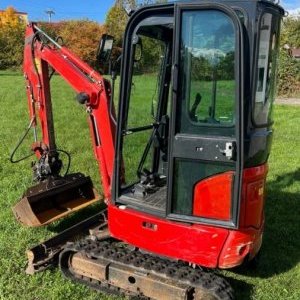 foto 1.8t minibagr Komatsu PC16