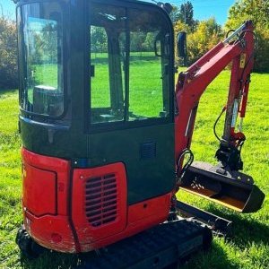 foto 1.8t minibagr Komatsu PC16