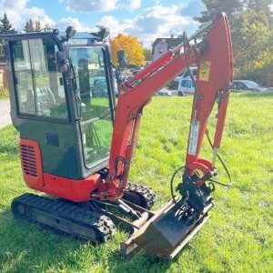 foto 1.8t minibagr Komatsu PC16